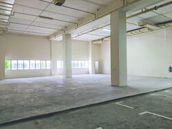 Enterprise One (D14), Factory #572604381